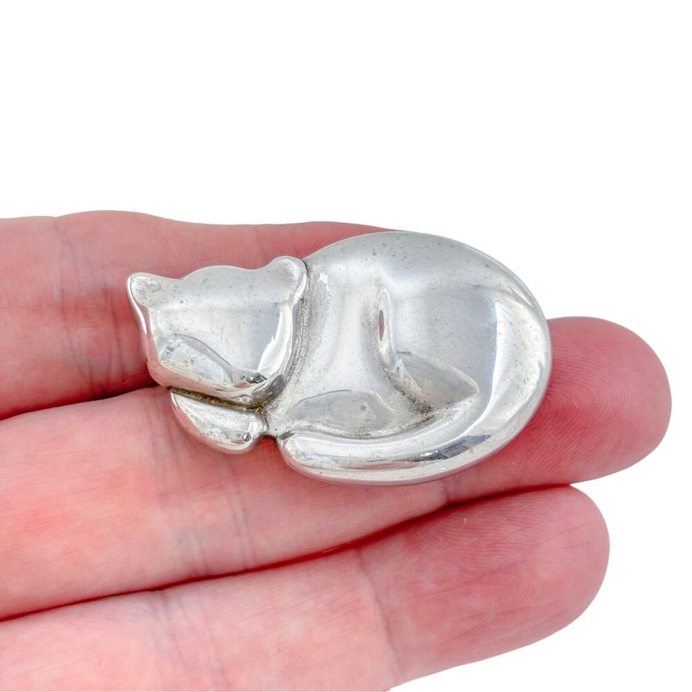 Vintage 1994 Liz Claiborne Sterling Silver 925 Sleeping Cat Brooch